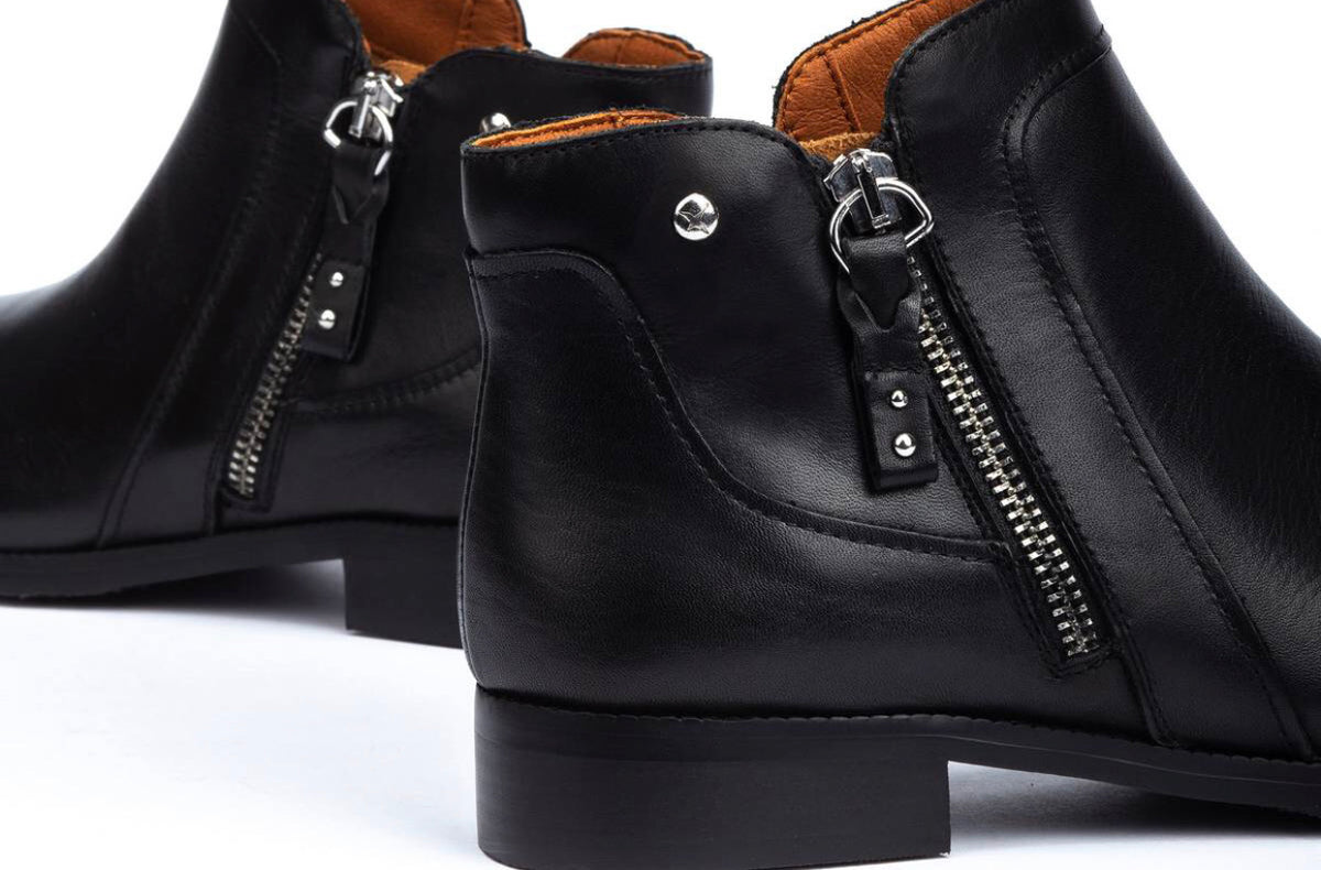 Pikolinos Royal W4D-8799 Black Zip Ankle Boot Made In Spain