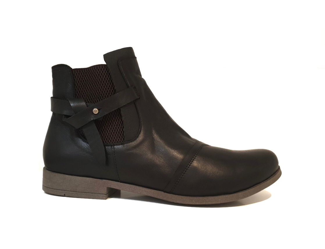 Bueno Hemmy Black Chelsea Ankle Boot Made In Turkey