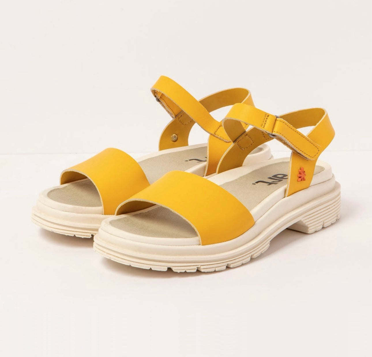 Art 1548 Birmingham Nappa Yellow Sandal Made In Spain