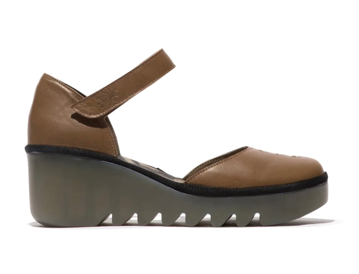 Fly London Biso305Fly Ceralin Ground Taupe Leather Wedges Made In Portugal