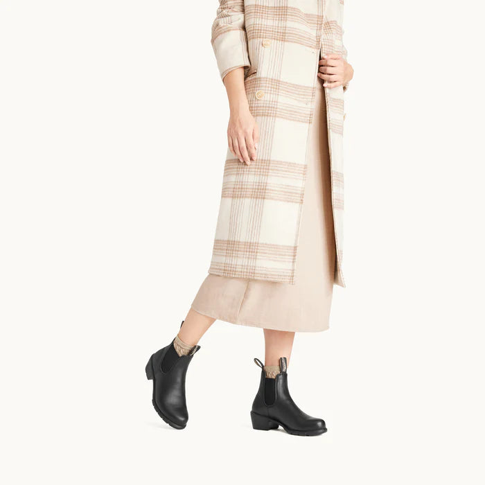 Blundstone 1671 Black Elastic Sided Cuban Heel Boot