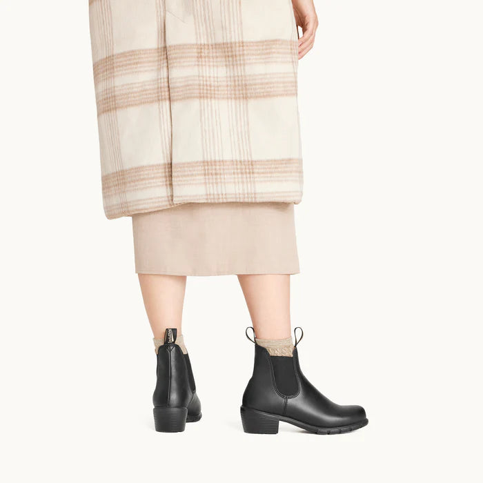 Blundstone 1671 Black Elastic Sided Cuban Heel Boot