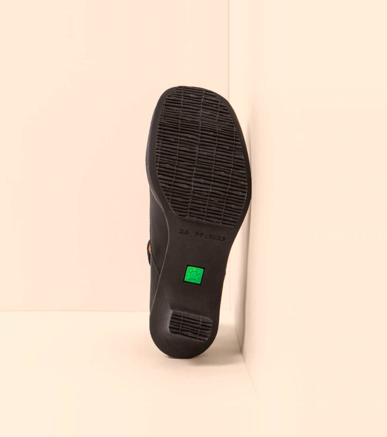 El Naturalista 5996 Black Igusa Wax Nappa Mary Jane Made In Spain
