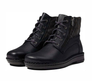 Naot Castera Black Midnight Suede Foggy Gray 5 Eyelet Zip Quilted Ankle Boot Made In Israel