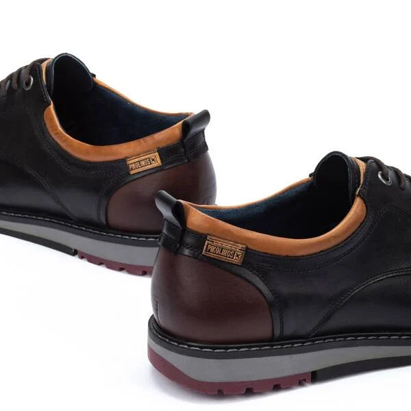 Pikolinos Berna M8J-4183 Black 4 Eyelet Shoe