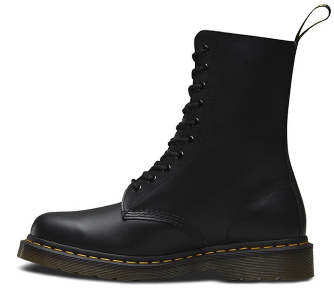 Dr. Martens 1490 Black Smooth 10 Eyelet Boot