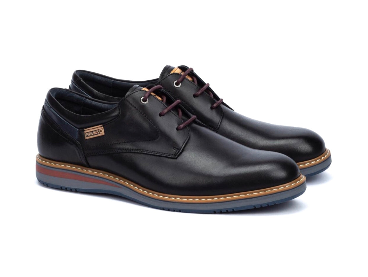 Pikolinos Avila M1T-4050 Black 3 Eyelet Shoe