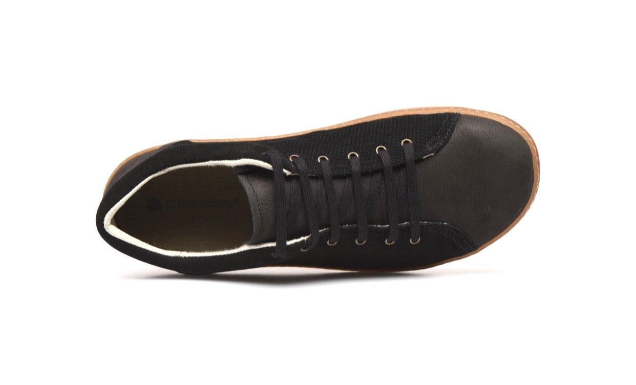 El Naturalista NF64 Black Meteo Lace Up 6 Eyelet Shoe Made In Spain