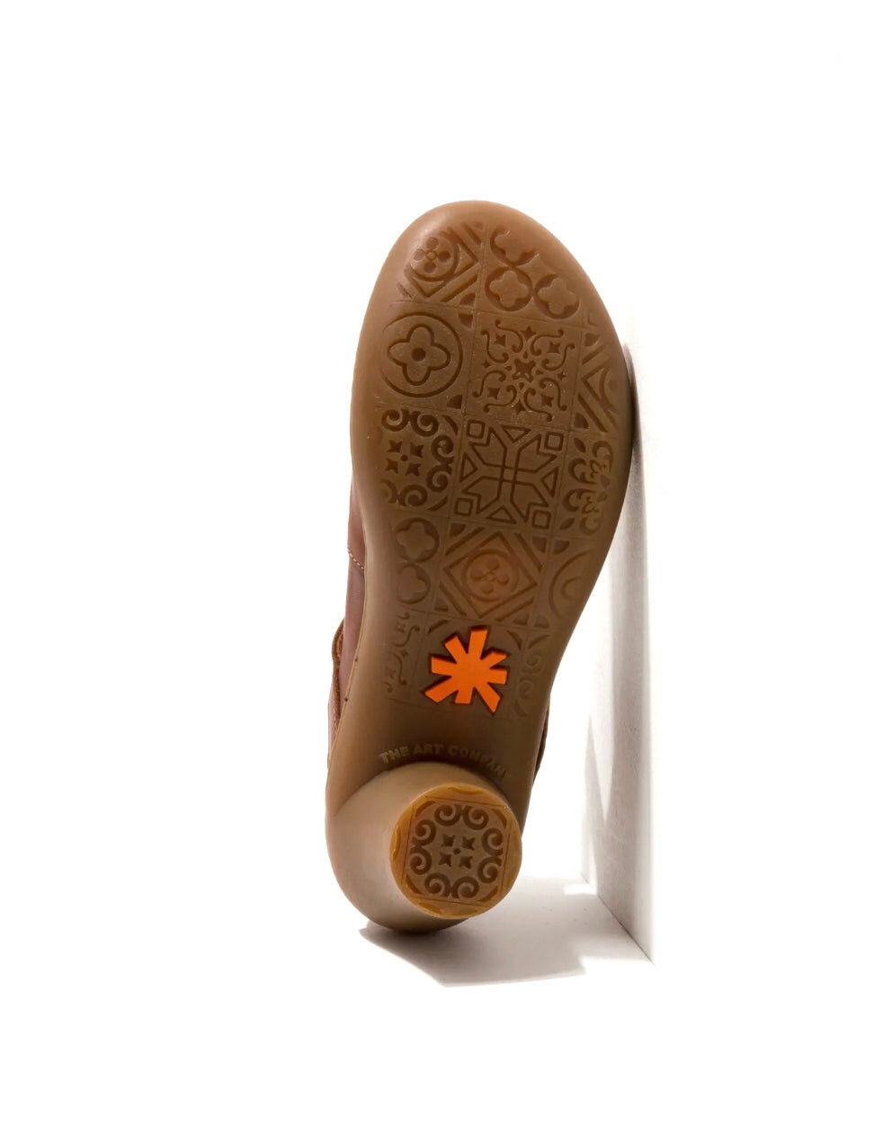 Art 1440 Alfama Cuero Light Tan Court Shoe Made In Spain