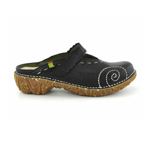 El Naturalista NG96 Black Grain Yggdrasil Velcro Clog Made In Spain