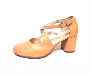 Wonders I-6884 Sand Leather Court Shoe Made In Spain