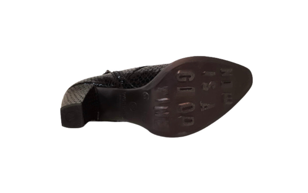 Wonders M-4406 Black Negro Patent Zip Ankle Boot Made In Spain