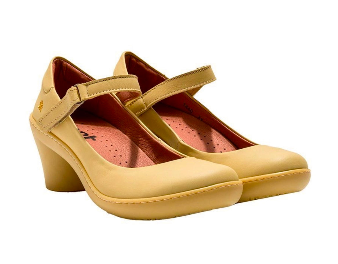 Art 1440 Alfama Mustard Yellow Court Shoe Made In Spain