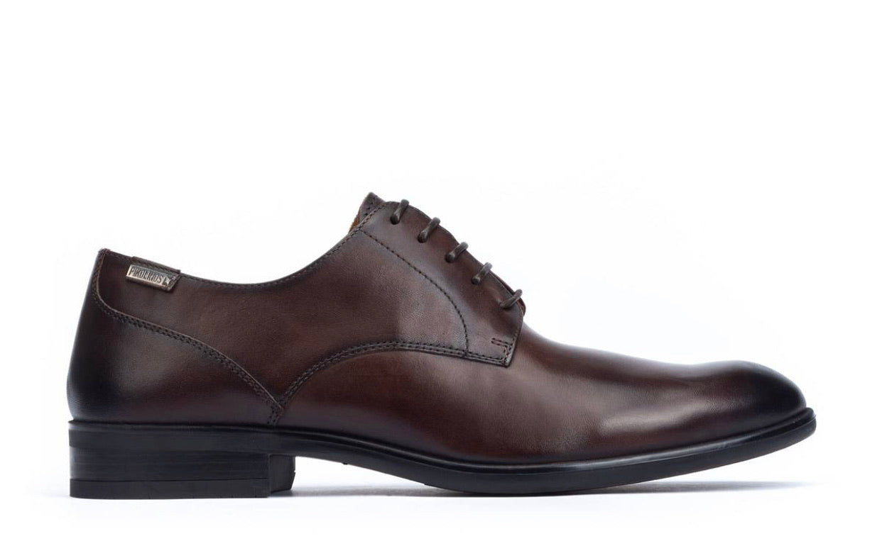 Pikolinos M7J-4187 Olmo Brown 5 Eyelet Shoe Made In Spain