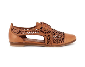 Sala Europe Kate Coconut 3 Eyelet Perforated Shoe Made In Turkey