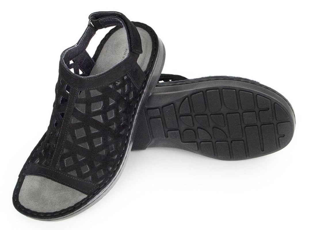Naot Amadora Black Velvet Nubuk Leather Ladies Sandals Made In Israel