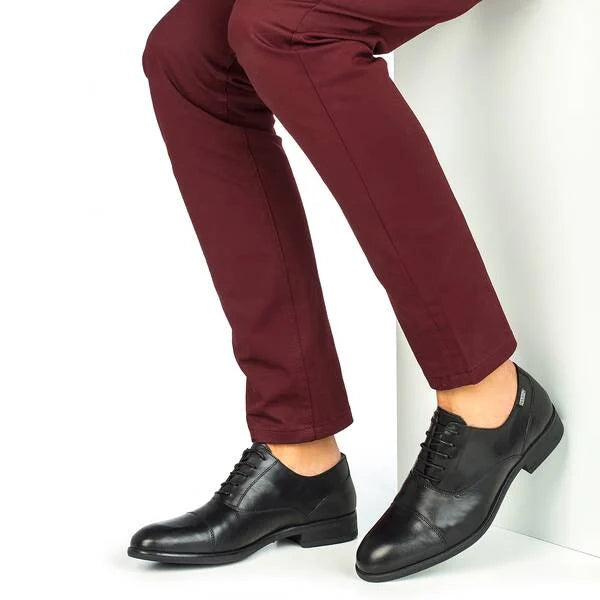 Pikolinos Bristol M7J-4184 Black 5 Eyelet Shoe