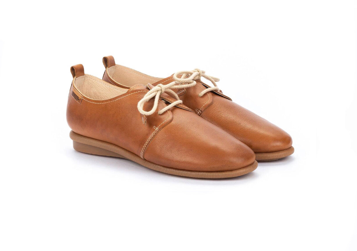 Pikolinos W9K-4985 Brandy Light Tan 2 Eyelet Shoe Made In Spain