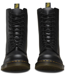 Dr. Martens 1490 Black Smooth 10 Eyelet Boot