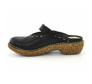 El Naturalista NG96 Black Grain Yggdrasil Velcro Clog Made In Spain