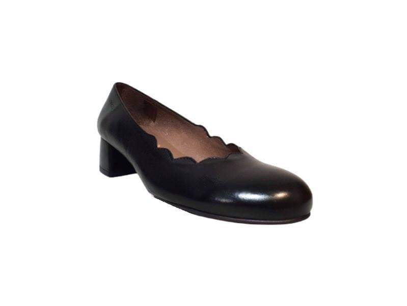 Wonders C-31104 Black Leather Court Shoe Made In Spain