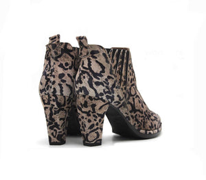 Wonders M-4404 Taupe Suede Leather Chelsea Ankle Boot Made In Spain