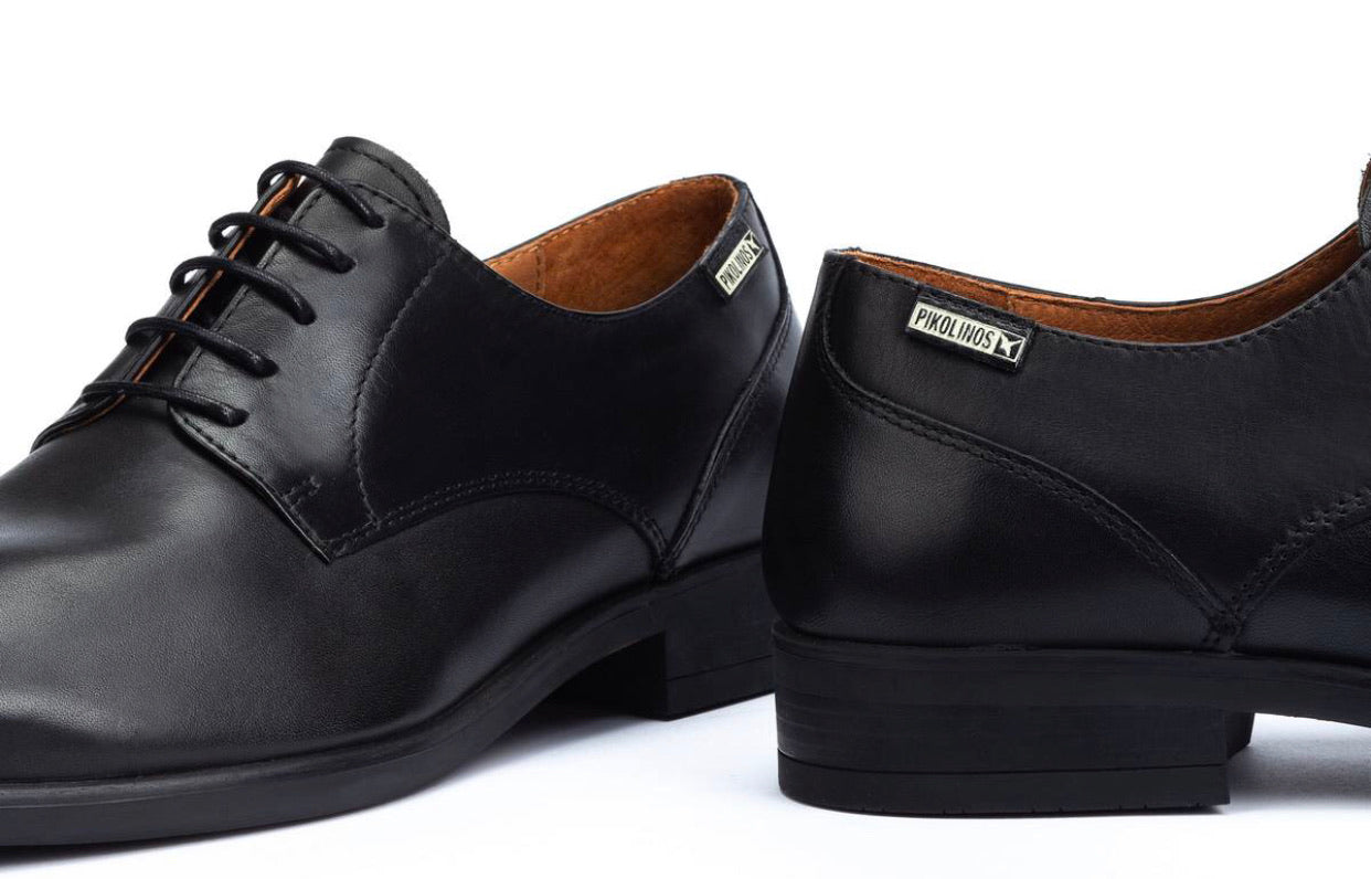 Pikolinos M7J-4187 Black 5 Eyelet Shoe Made In Spain