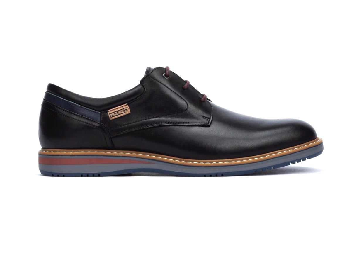 Pikolinos Avila M1T-4050 Black 3 Eyelet Shoe