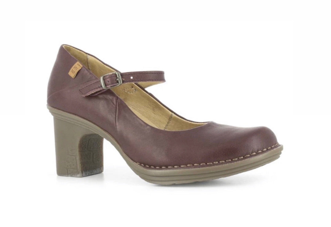 El Naturalista 5402 Rioja Court Shoe Made In Spain