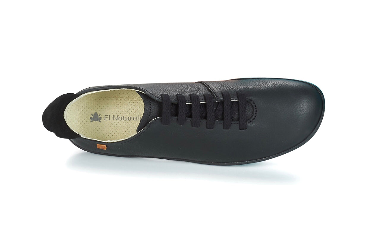 El Naturalista N296 Black El Viajero Lace Up 6 Eyelet Shoe Made In Spain