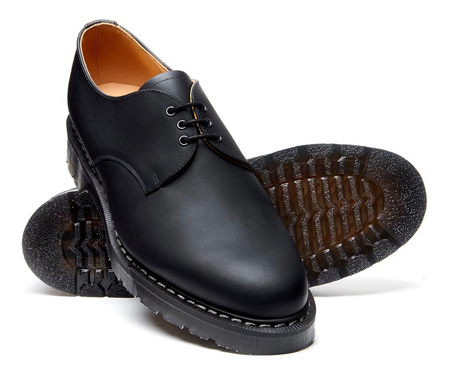 Solovair Black Greasy Leather 3 Eyelet Gibson Shoe Made In England