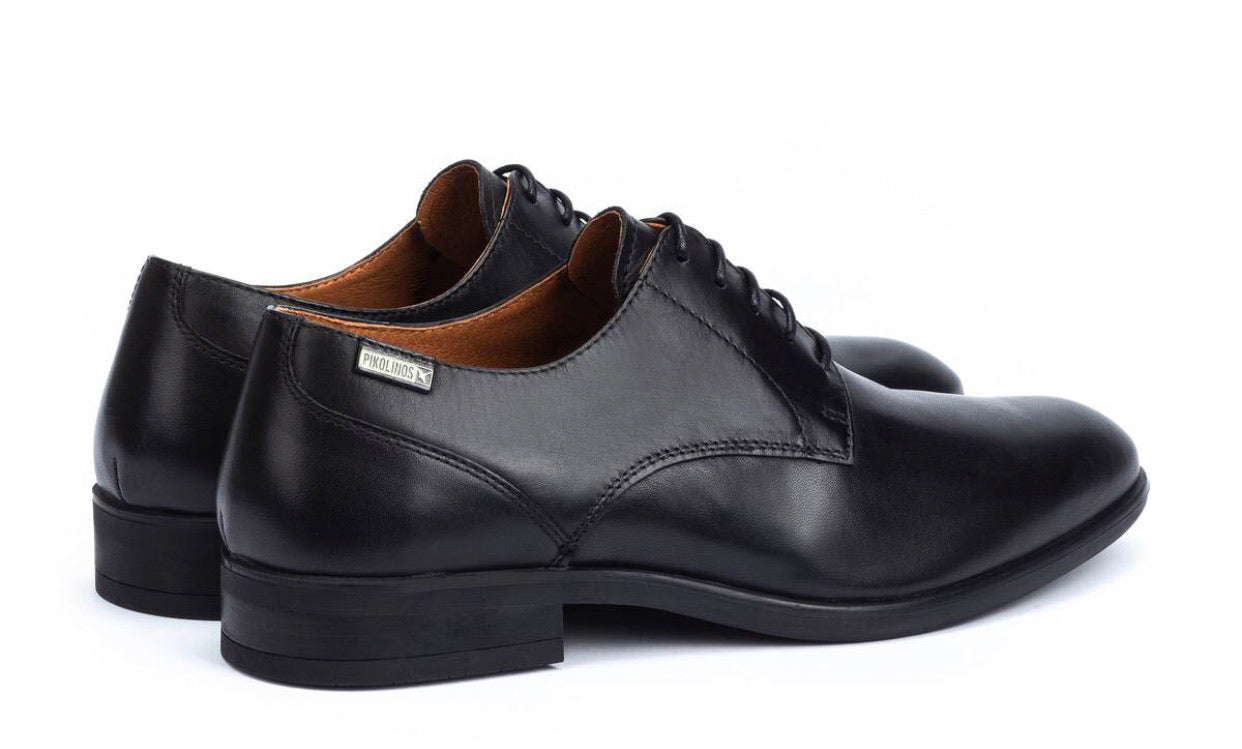 Pikolinos M7J-4187 Black 5 Eyelet Shoe Made In Spain
