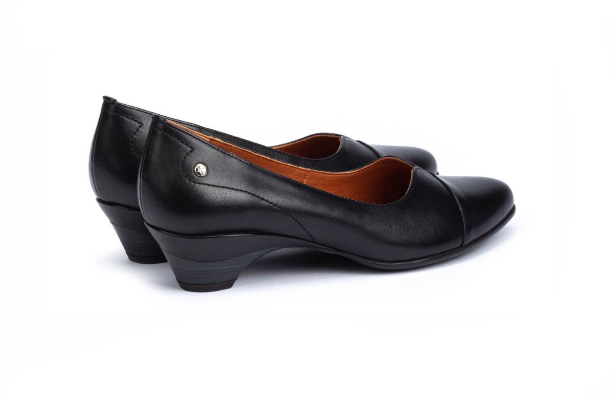 Pikolinos W9J-5964 Blanca Black Court Shoe Made In Spain