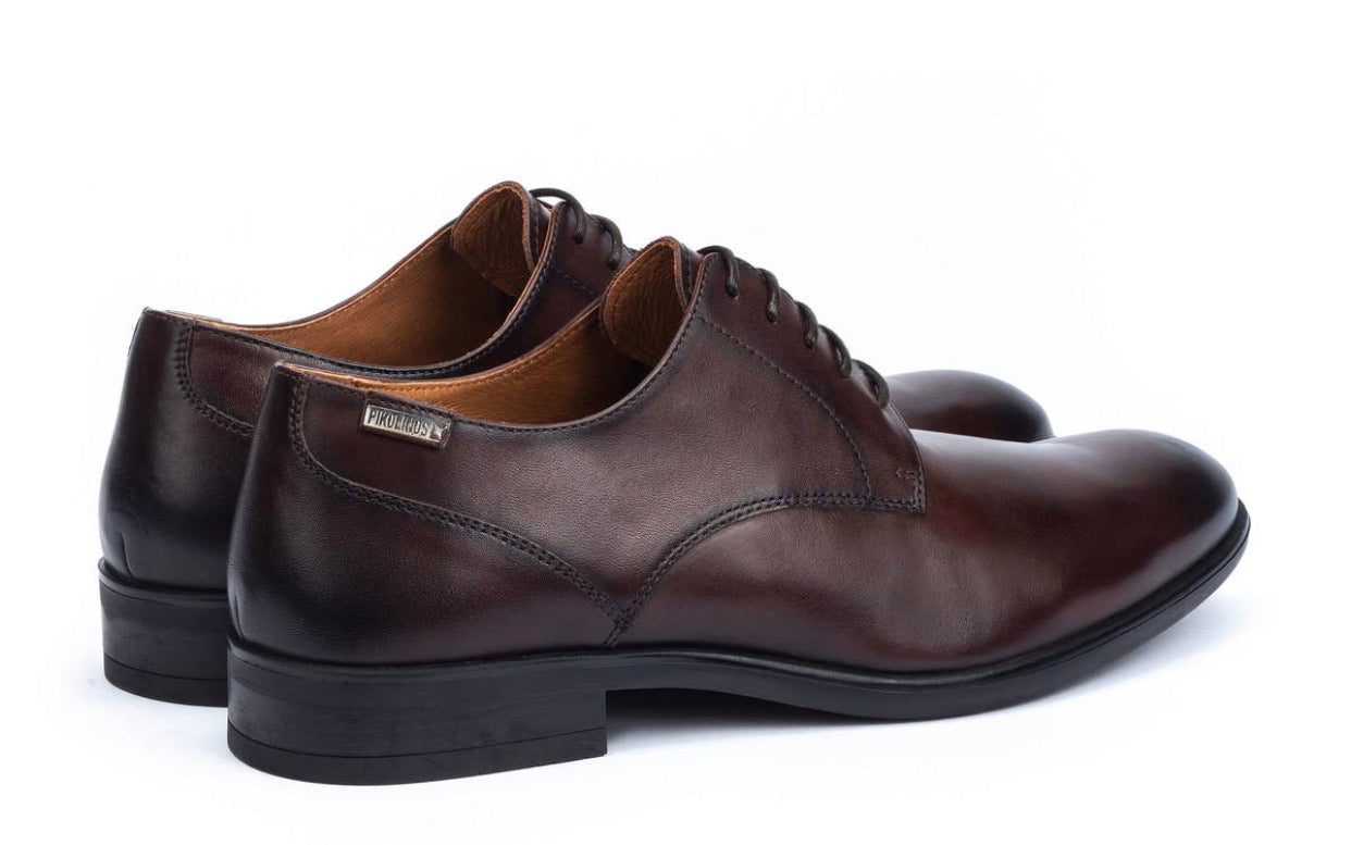 Pikolinos M7J-4187 Olmo Brown 5 Eyelet Shoe Made In Spain