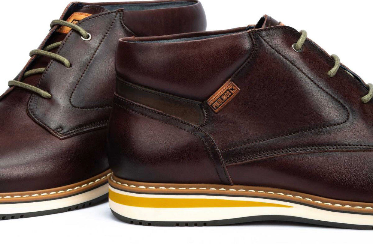 Pikolinos Avila M1T-8011 Olmo Brown 3 Eyelet Ankle Boot