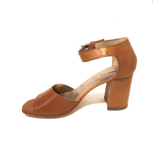 Progetto Q304 Sellaio Cuoi Light Tan Leather Court Shoe Made In Italy