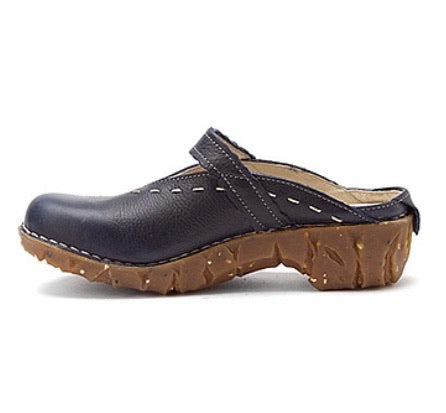 El Naturalista N096 Black Clog Made In Spain