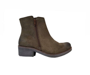 Naot Wander Oily Olive Suede Double Zip Ankle Boot Made In Israel